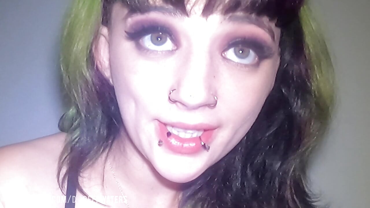 Gothic Cum Whore | MyGothGf.com